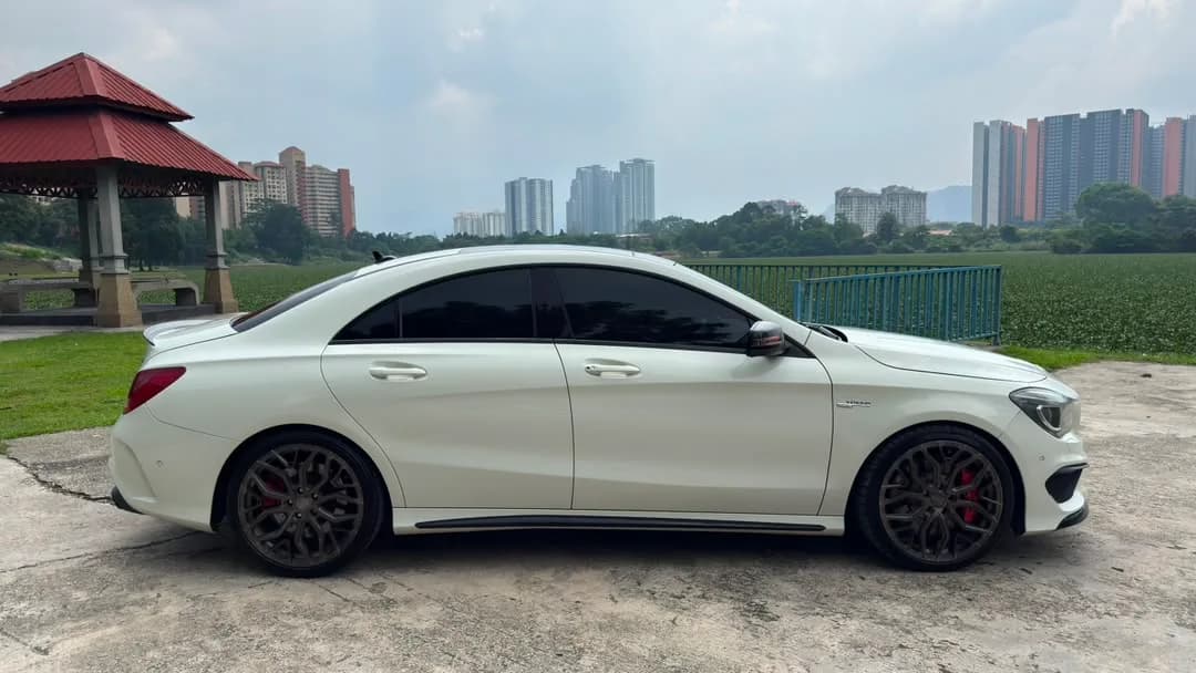 2015 Mercedes-Benz CLA45 AMG — photo 13 of 29