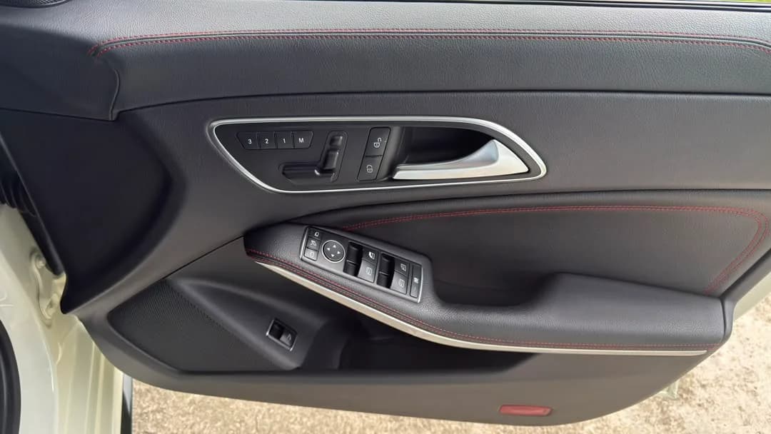 2015 Mercedes-Benz CLA45 AMG — photo 24 of 29