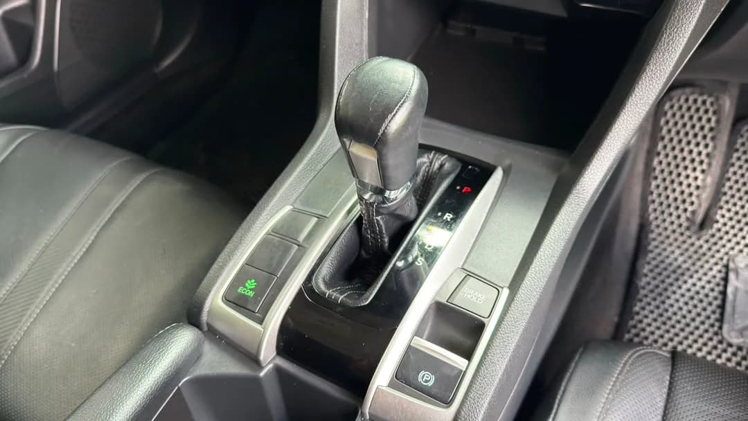 2016 Honda Civic 1.5 TC-P — photo 20 of 28