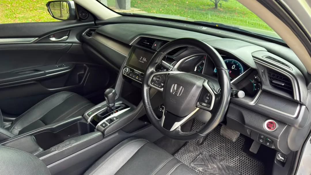2016 Honda Civic 1.5 TC-P — photo 22 of 28