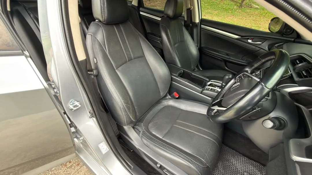 2016 Honda Civic 1.5 TC-P — photo 23 of 28
