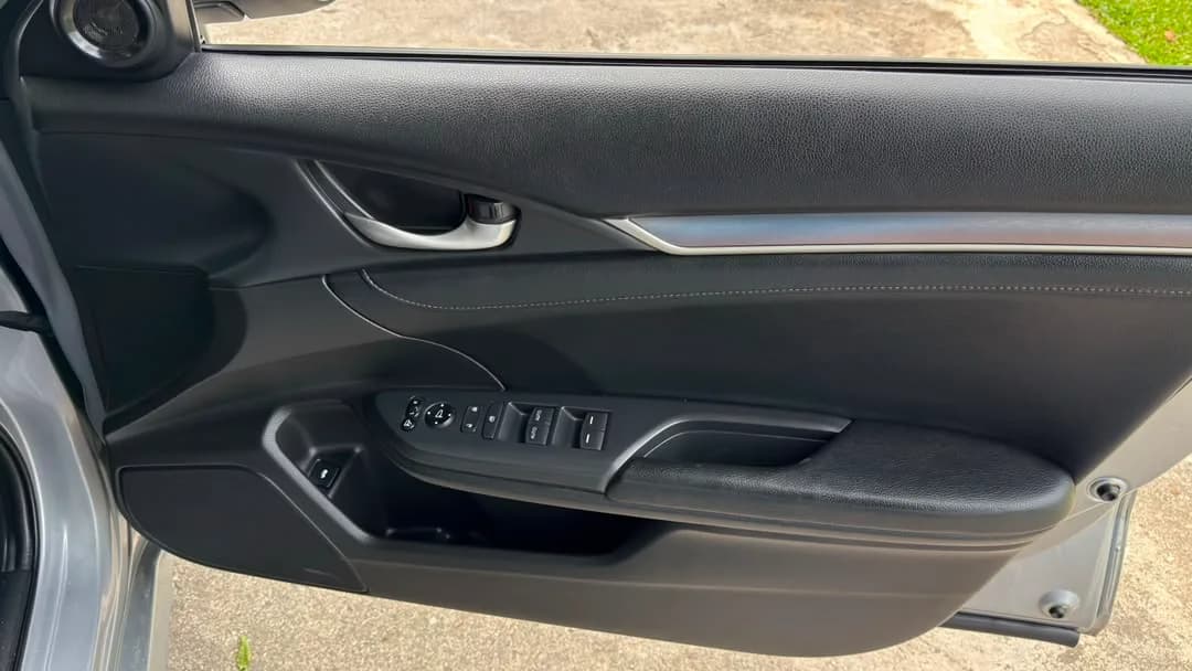 2016 Honda Civic 1.5 TC-P — photo 24 of 28