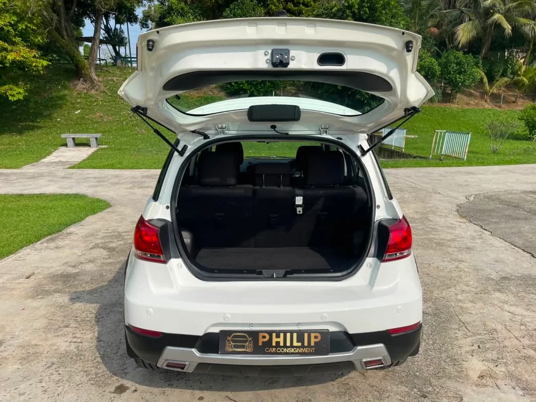 2017 Haval H1 1.5 — photo 11 of 27