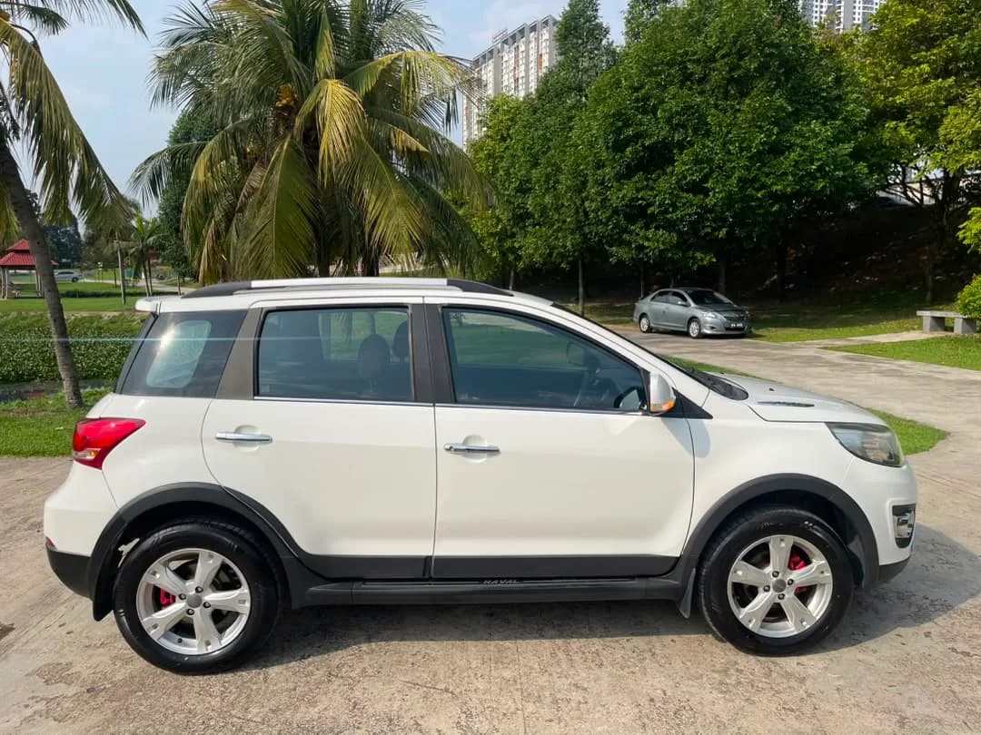 2017 Haval H1 1.5 — photo 15 of 27