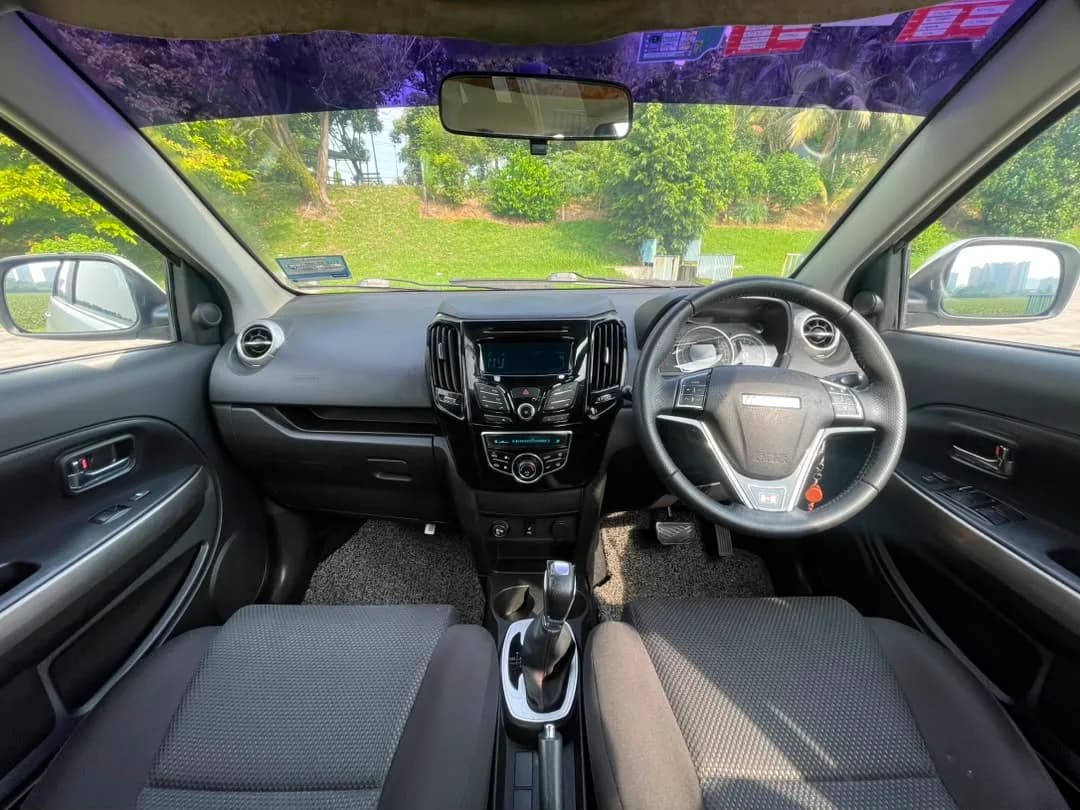 2017 Haval H1 1.5 — photo 18 of 27