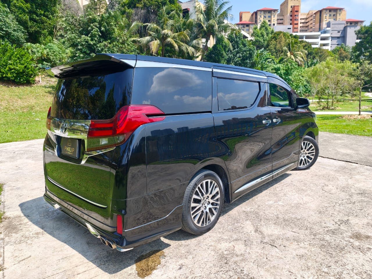 2016 Toyota Alphard SC — photo 4 of 34