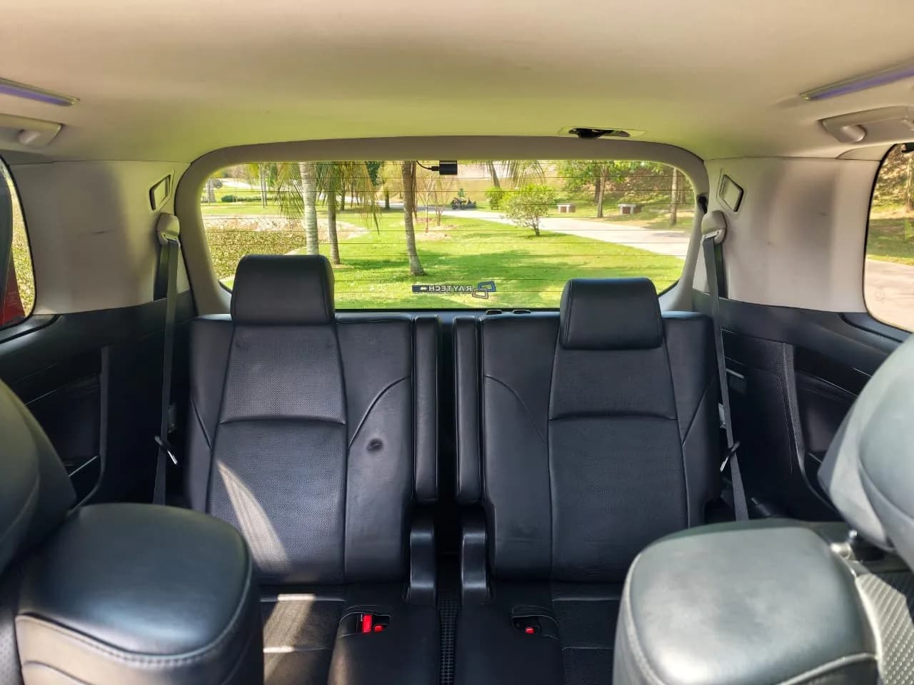 2016 Toyota Alphard SC — photo 34 of 34