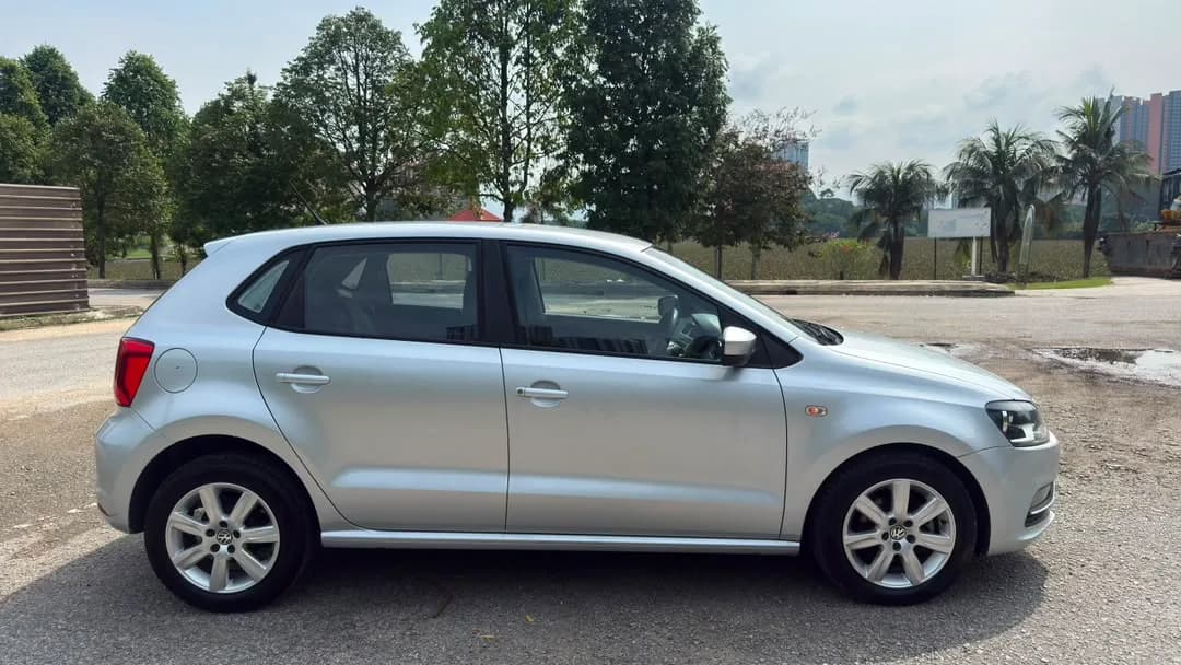 2018 Volkswagen Polo HB 1.6 — photo 12 of 27