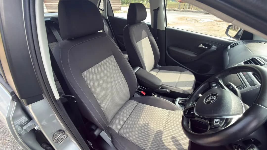 2018 Volkswagen Polo HB 1.6 — photo 21 of 27