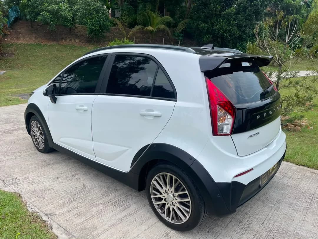 2022 Proton Iriz Active — photo 5 of 27