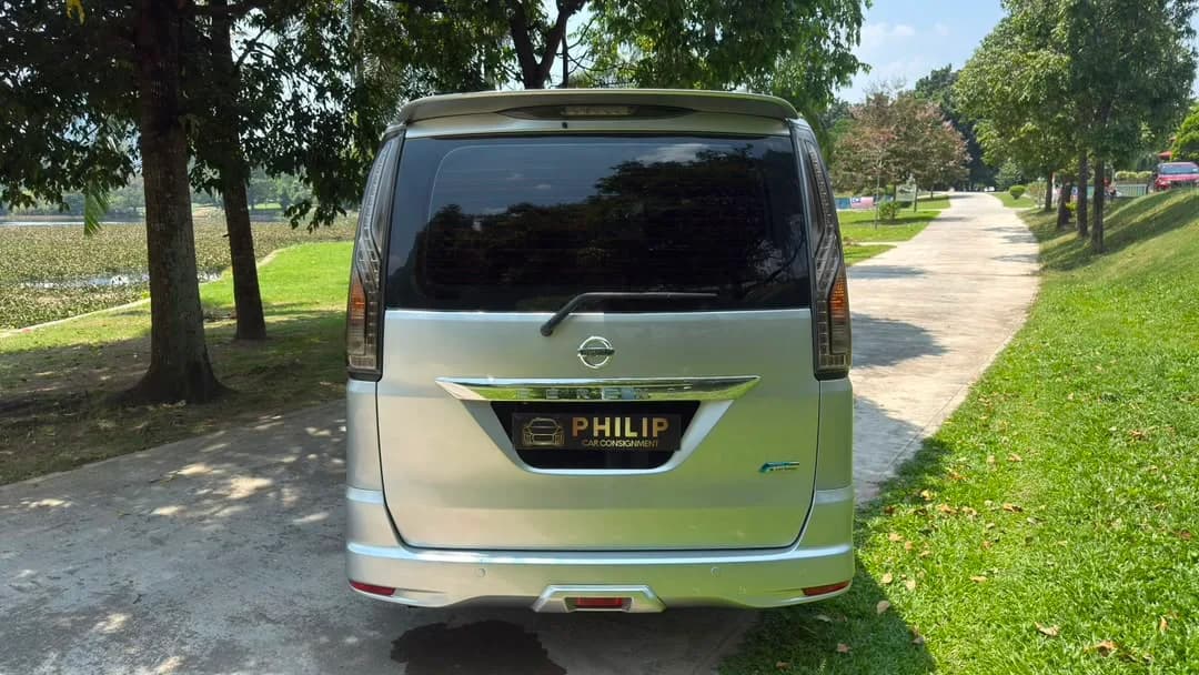 2017 Nissan Serena Hybrid — photo 9 of 30