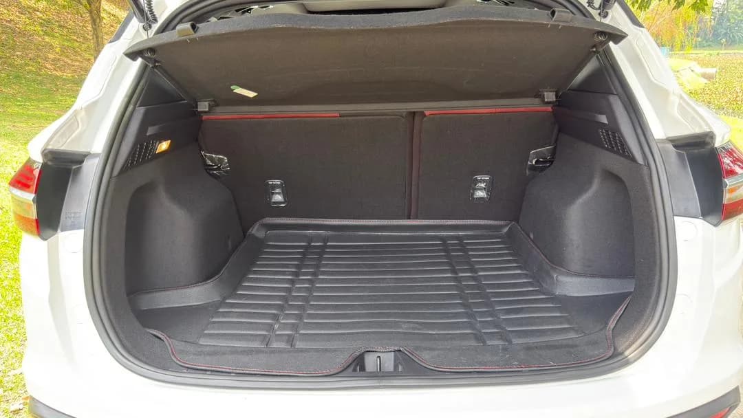 2024 Proton X50 Flagship — photo 10 of 31
