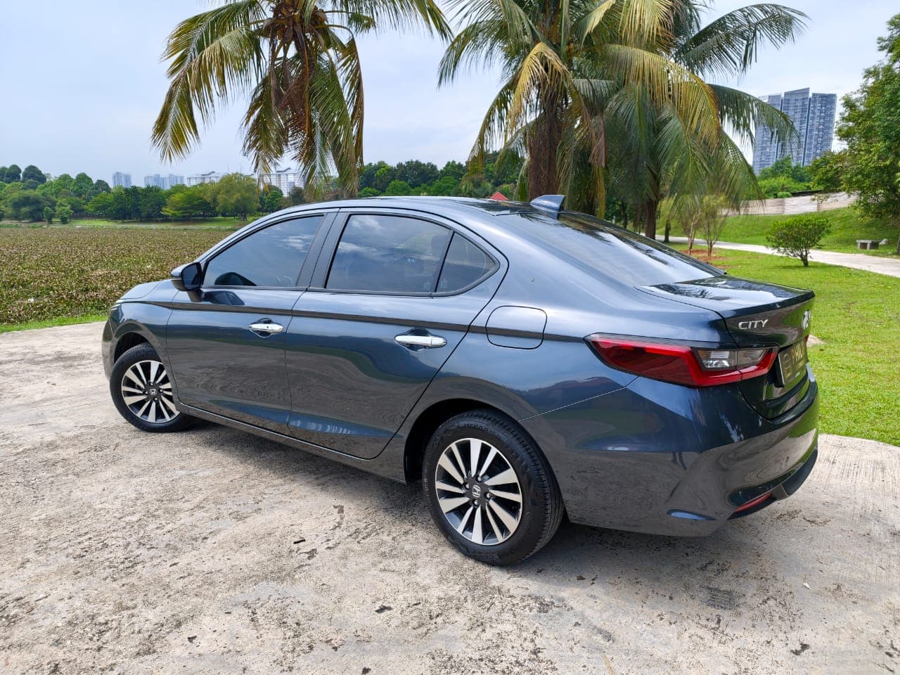 2025 Honda City E — photo 5 of 28