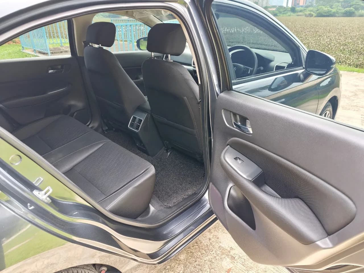 2025 Honda City E — photo 28 of 28