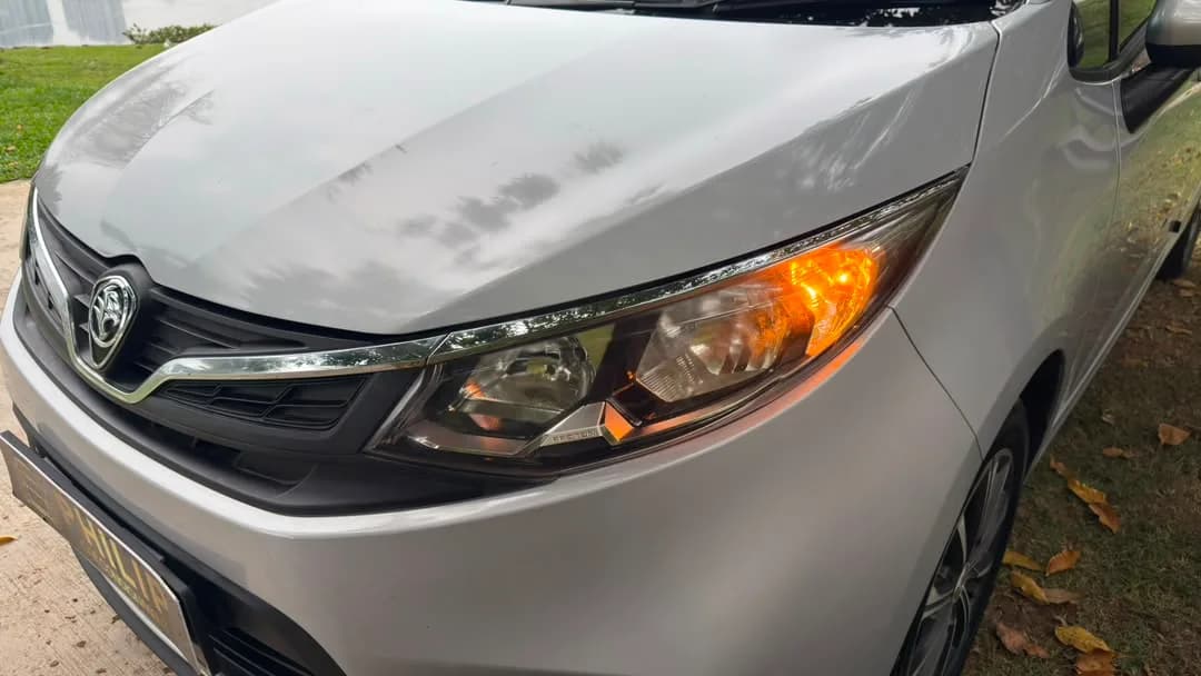 2019 Proton Iriz Executive — photo 2 of 28