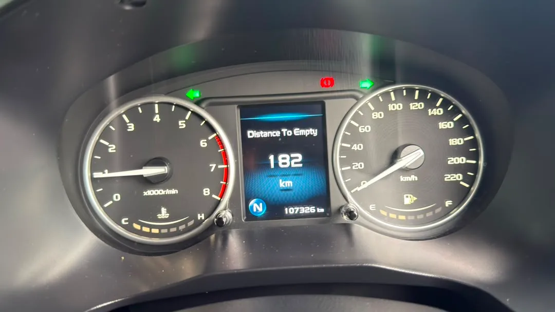2019 Proton Iriz Executive — photo 18 of 28