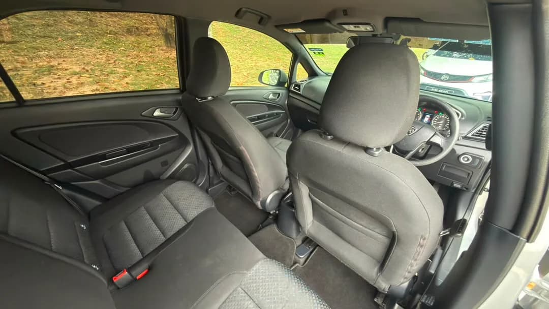 2019 Proton Iriz Executive — photo 25 of 28