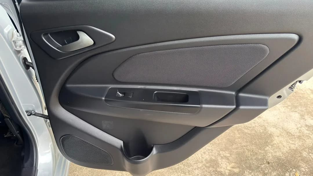 2019 Proton Iriz Executive — photo 27 of 28