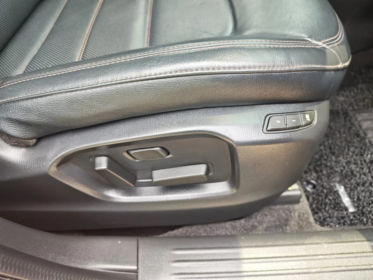 2023 Mazda CX-5 G High — photo 22 of 30