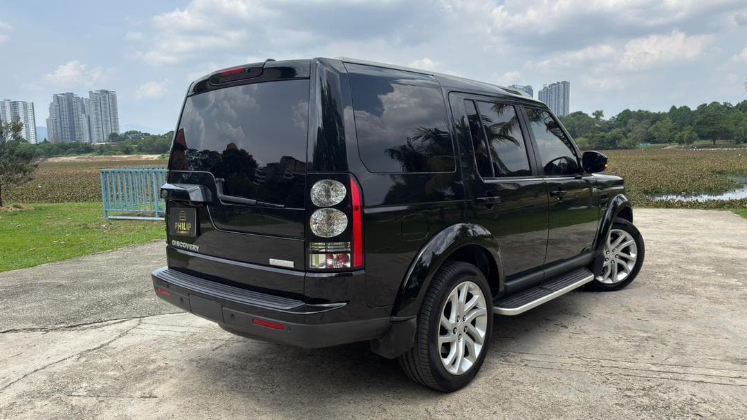 2016 Land Rover Discovery landmark — photo 4 of 42