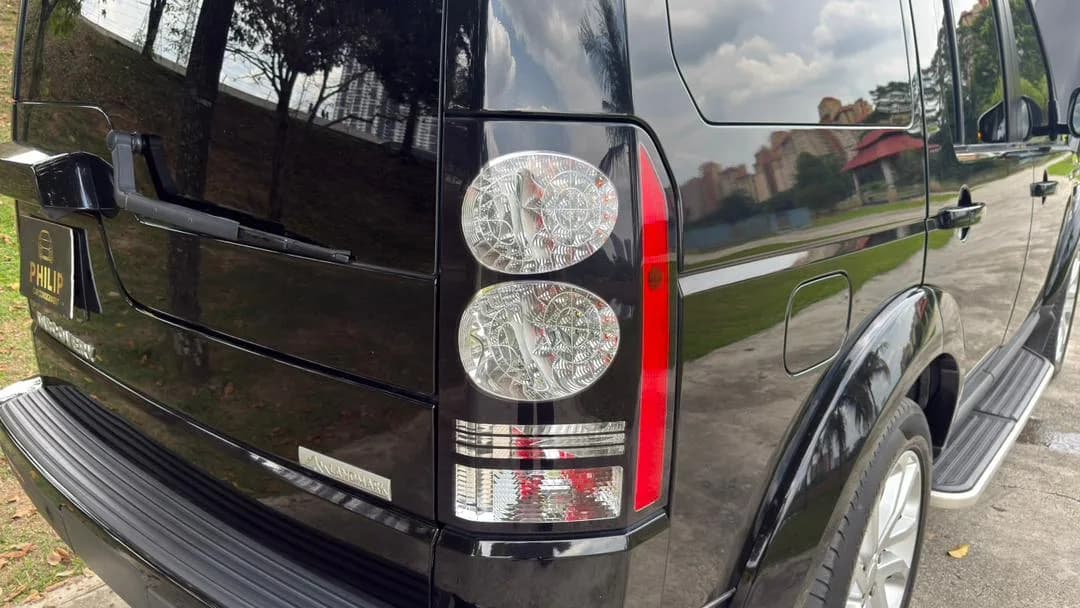 2016 Land Rover Discovery landmark — photo 6 of 42