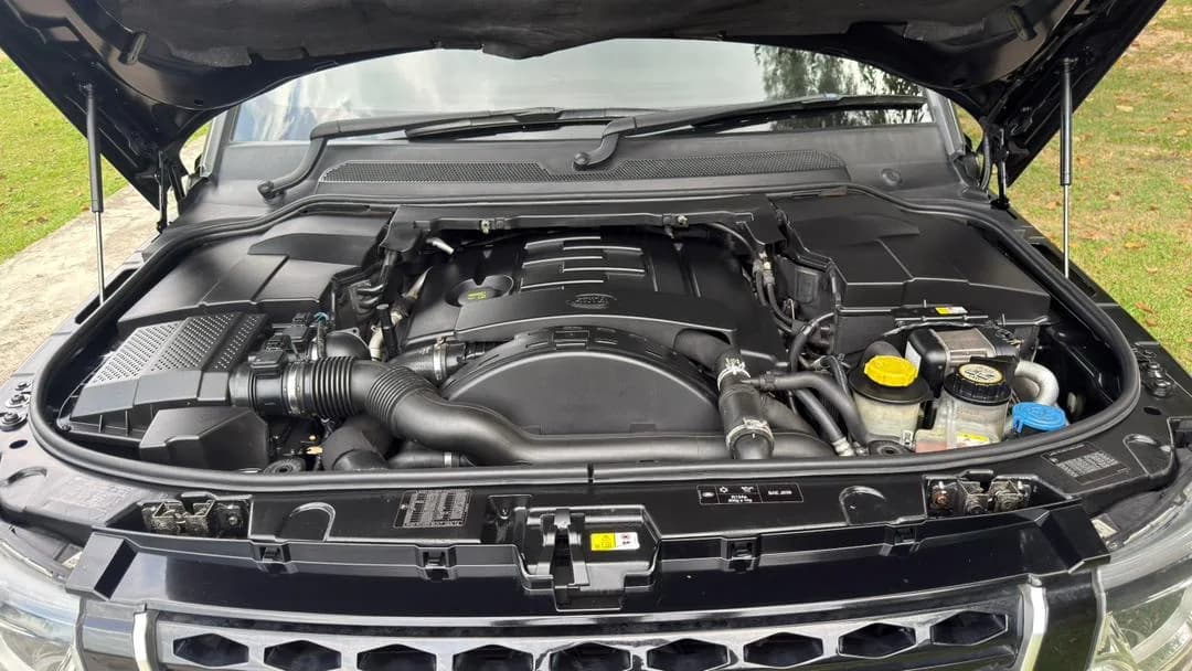 2016 Land Rover Discovery landmark — photo 8 of 42