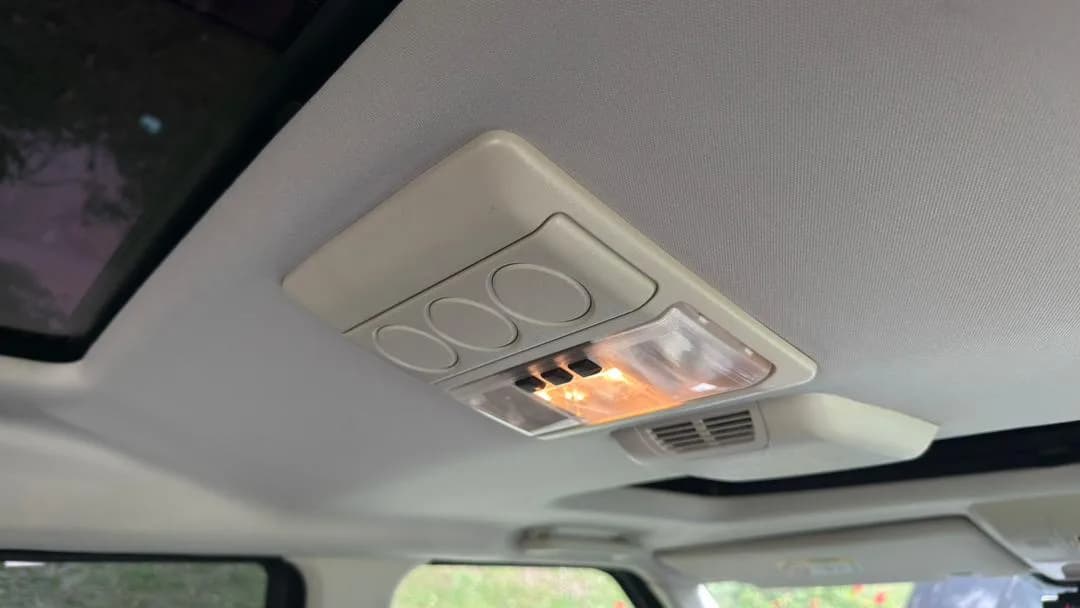 2016 Land Rover Discovery landmark — photo 20 of 42