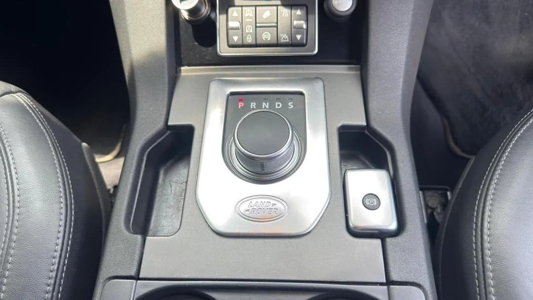 2016 Land Rover Discovery landmark — photo 25 of 42